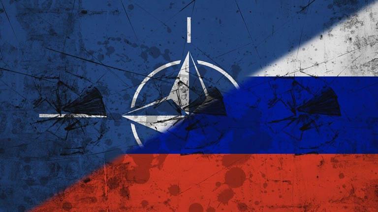 مسؤول روسي: الناتو يقترب من مستوى ينذر بمواجهة عسك