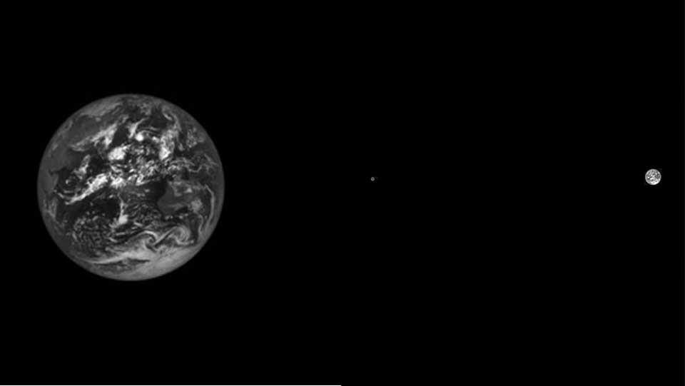 ​جمعية فلكية تنشر صورة للأرض والقمر عمرها 4 مليارا