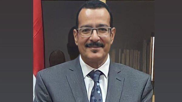 الدكتور حسام حمدي عبدالحميد