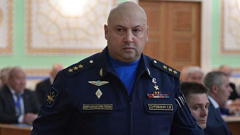 الجنرال سيرجي سوروفيكين قائدا للعملية العسكرية الر