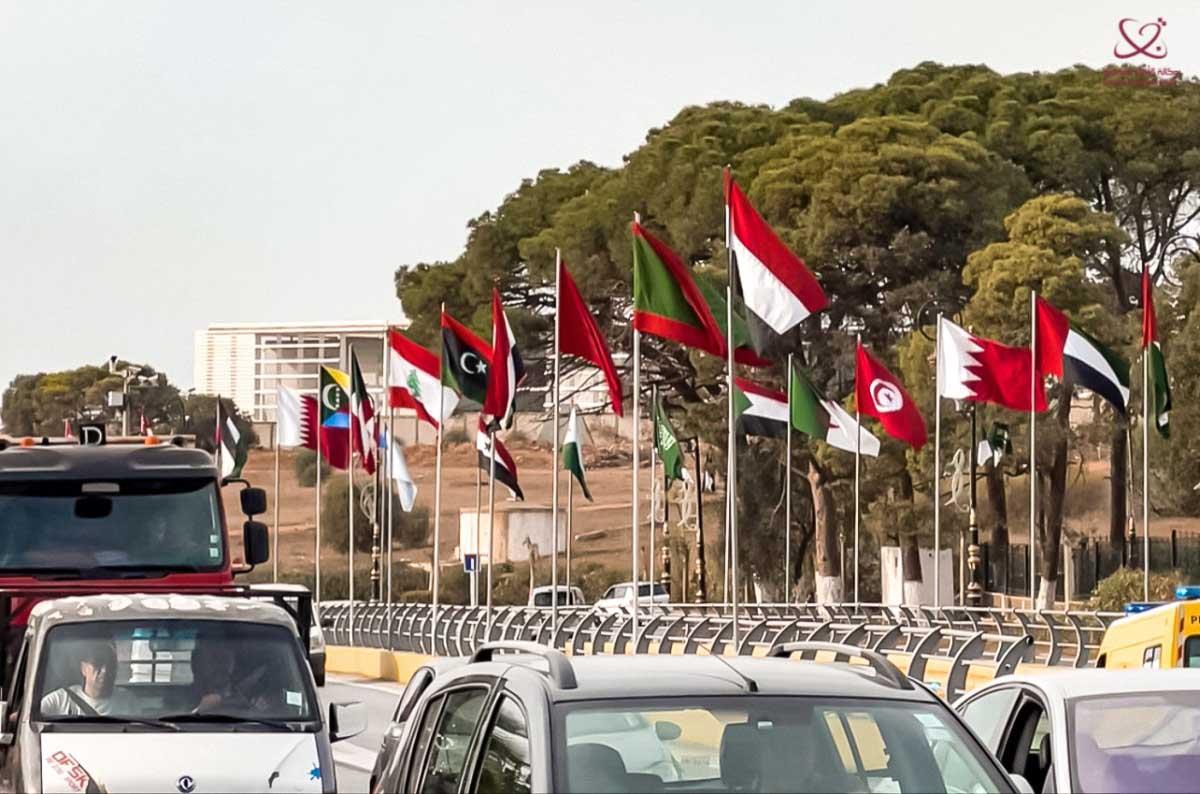 انعقاد القمة العربية بالجزائر
