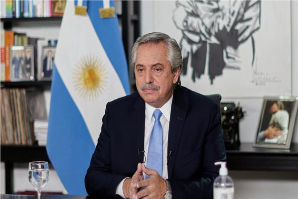 الرئيس الأرجنتيني ألبرتو فيرنانديز