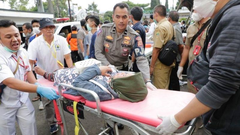 ارتفاع عدد ضحايا زلزال إندونسيا إلى 162 قتيلاً ومئ