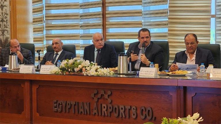 المصرية للمطارات تعقد اجتماعا تنفيذيا لمناقشة حركة