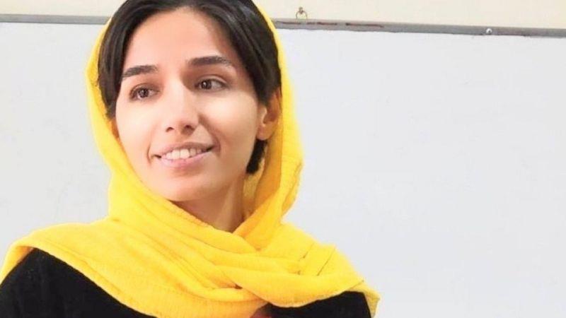 زهرة محمدي التي سجنت لتعليمها اللغة الكردية