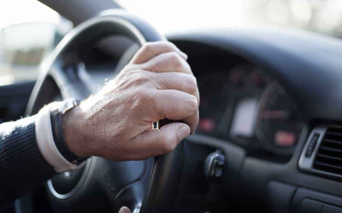 نصائح لقيادة السيارة بأمان على الطرق السريعة - أرش