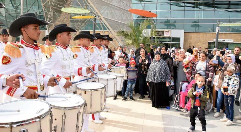 الموسيقات العسكرية تُقيم حفلا لأطفال مستشفى 57357 