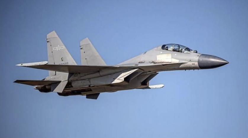 أستراليا توافق على تسليم واشنطن طيارا عسكريا سابقا