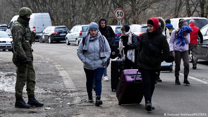 ألمانيا تستقبل دفعة جديدة تضم 56 لاجئا أوكرانيا