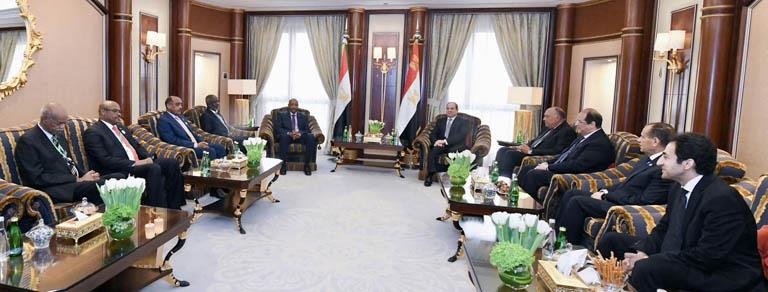 لقاء الرئيس السيسي ورئيس مجلس السيادة السوداني