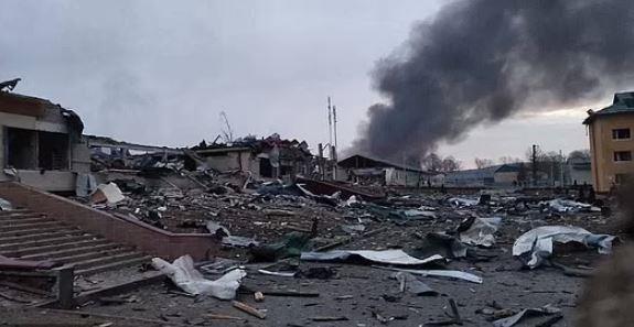 أوكرانيا تتهم روسيا بقصف مصنع أنتونوف للطائرات في 