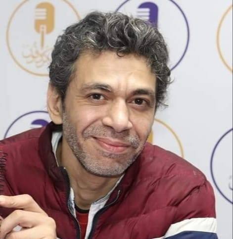 الكاتب طارق إمام                                  