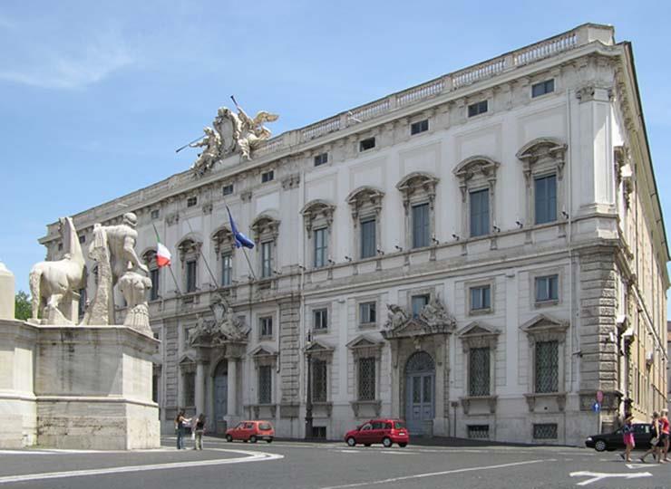 المحكمة الدستورية في إيطاليا