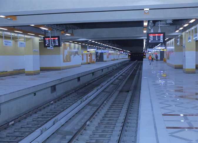 استعدادات افتتاح 4 محطات جديدة بالخط الثالث