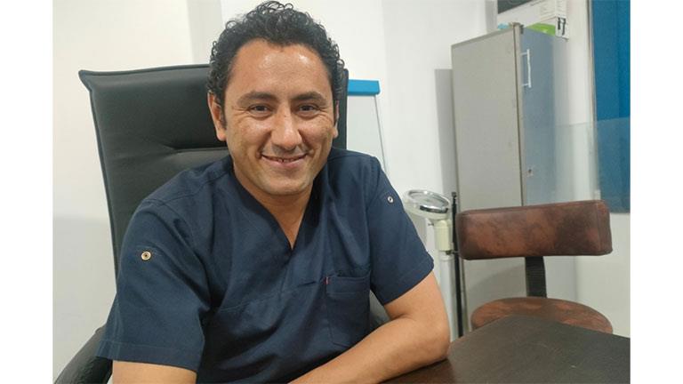 الدكتور أحمد رمضان أخصائي القلب بمستشفيات الفيوم
