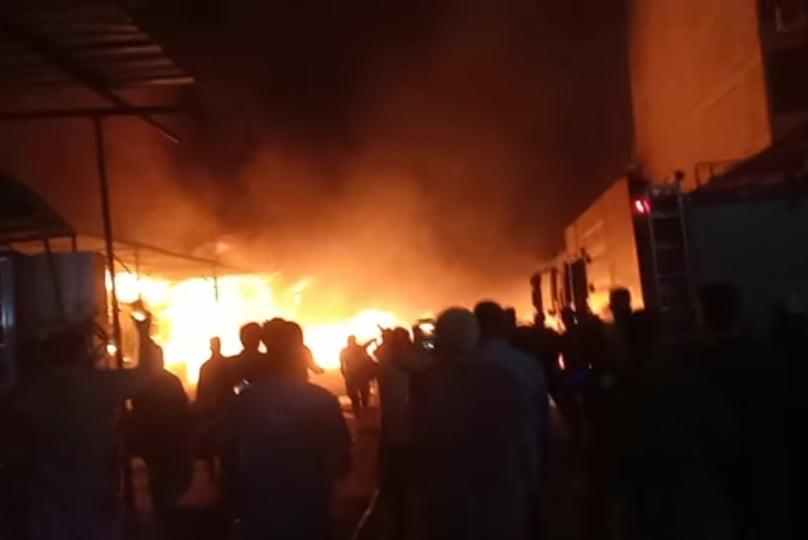 حريق هائل بمركز صيانة سيارات في الهرم
