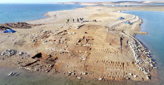 الجفاف يساعد في الكشف عن مدينة زاخيكو العراقية الق