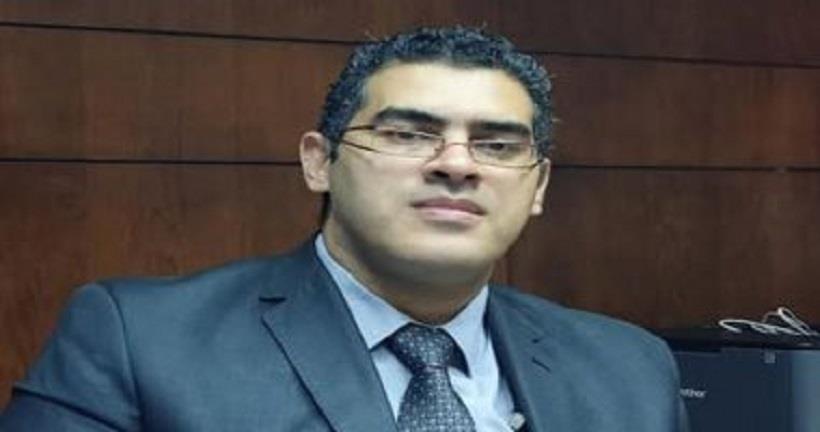 الدكتور محمد نادي وكيل وزارة الصحة في محافظة المني