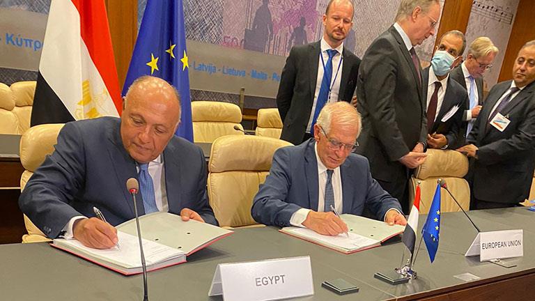 مصر والاتحاد الأوروبي يعتمدان وثيقة أولويات المشار