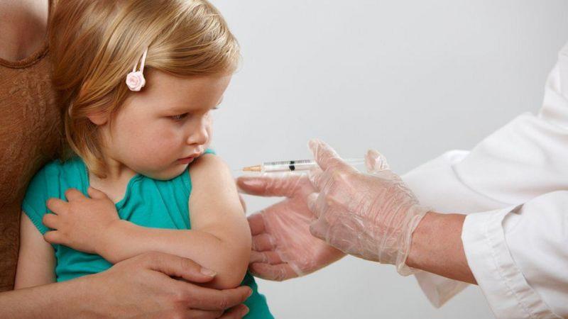 العثور على عينات لمرض شلل الأطفال في بريطانيا