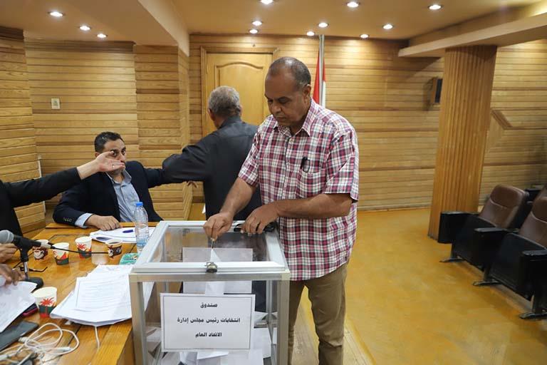 انتخابات رئاسة اتحاد نقابات عمال مصر