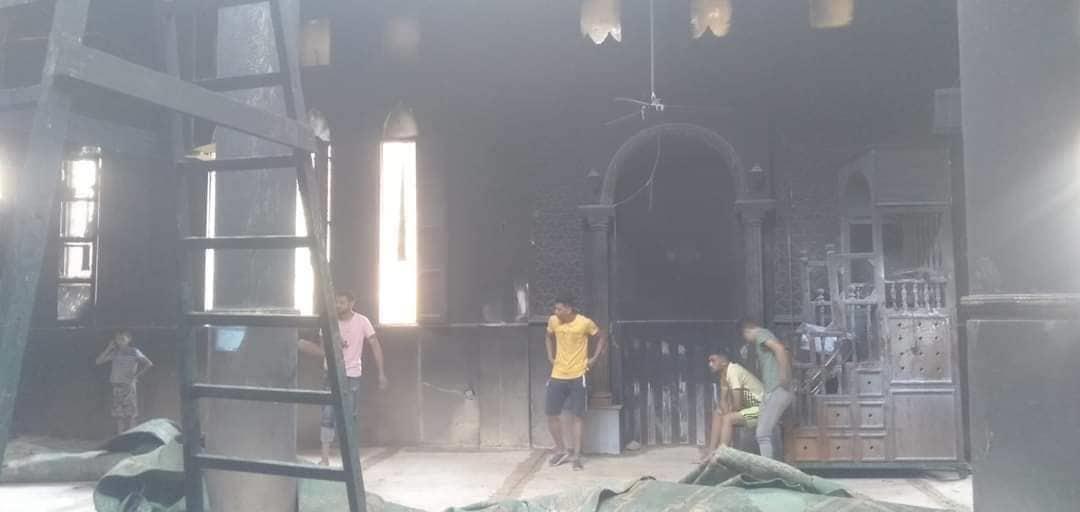 تفحم محتويات مسجد
