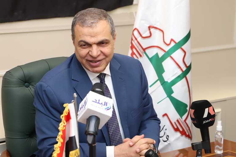 وزير القوي العاملة محمد-سعفان