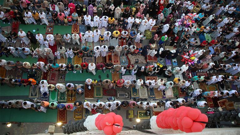 صلاة عيد الأضحى من مسجد الصديق بشيراتون