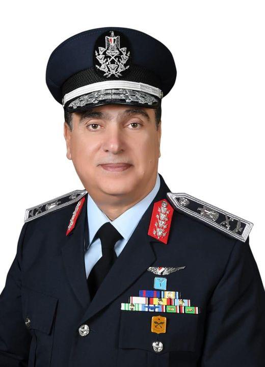 الفريق محمود فؤاد عبد الجواد قائد القوات الجوية