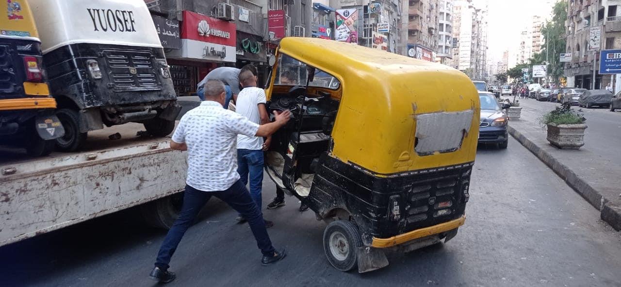 مصادرة مركبات التوك توك في الإسكندرية 