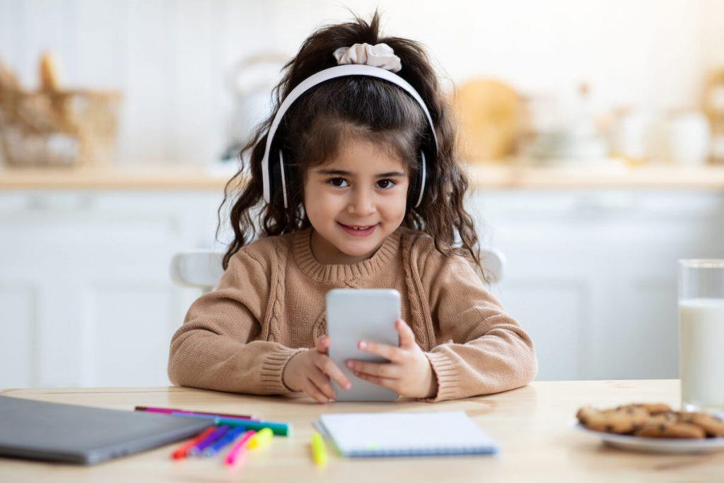 أفضل 4 تطبيقات مفيدة لطفلك.. متوفرة على الأندرويد 