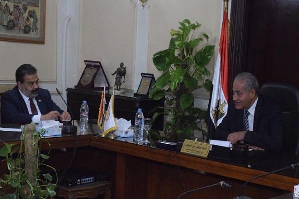 مجدي الوليلي مع وزير التموين والتجارة الداخلية 