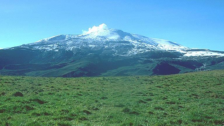 بركان نيفادو ديل رويز