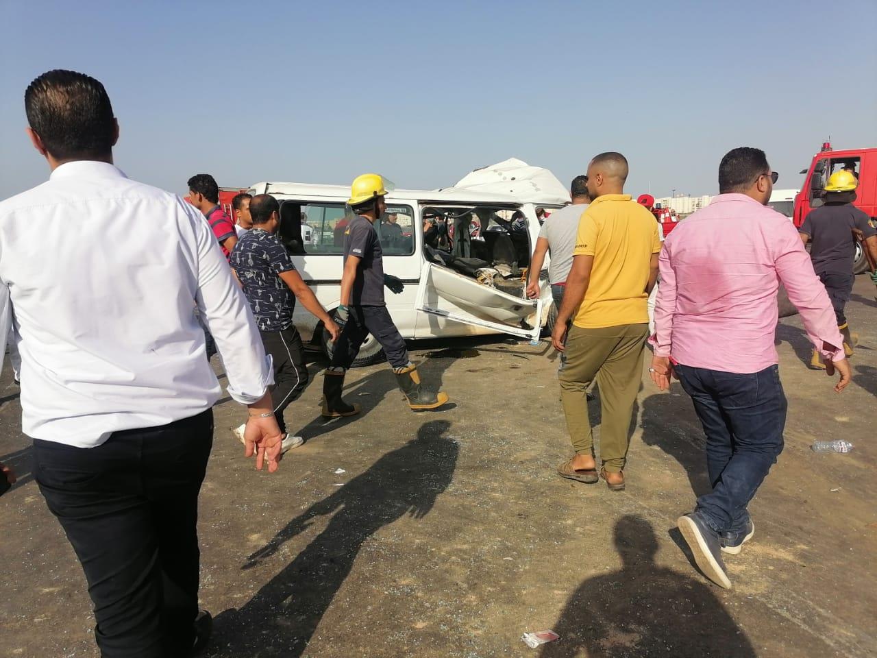ضحايا تصادم 3 سيارات في بورسعيد
