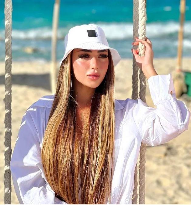 سارة سلامةم