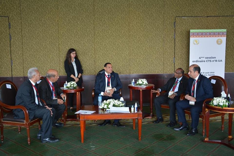 هشام آمنة يلتقي سفير بعثة الاتحاد الأفريقي ونائب ر