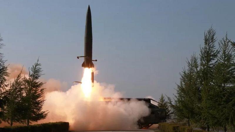  كوريا الشمالية تطلق صاروخا باليستيا قصير المدى ار
