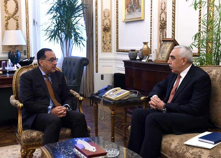 رئيس الوزراء يلتقي سفير جمهورية العراق