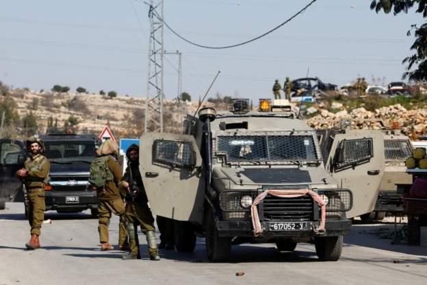 استشهاد فلسطيني برصاص الجيش الإسرائيلي قرب مدخل قر