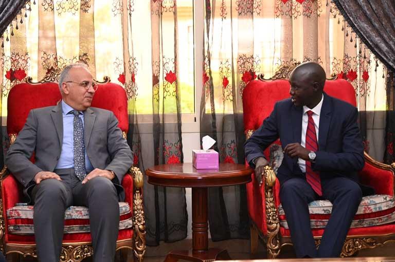 وزير الري يصل لجمهورية جنوب السودان