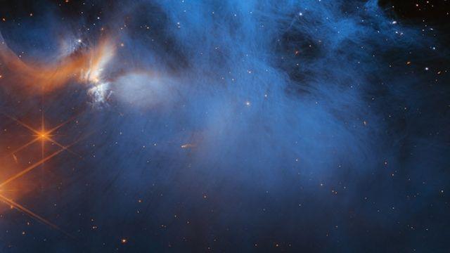 يرصد تلسكوب جيمس ويب الفضائي الأصول الكيميائية