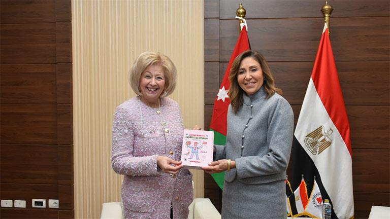 وزيرة الثقافة المصرية تستقبل نظيرتها الأردنية  