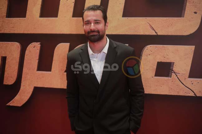 الفنان أحمد حاتم