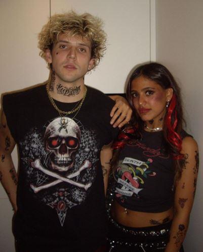 جنا عمرو دياب