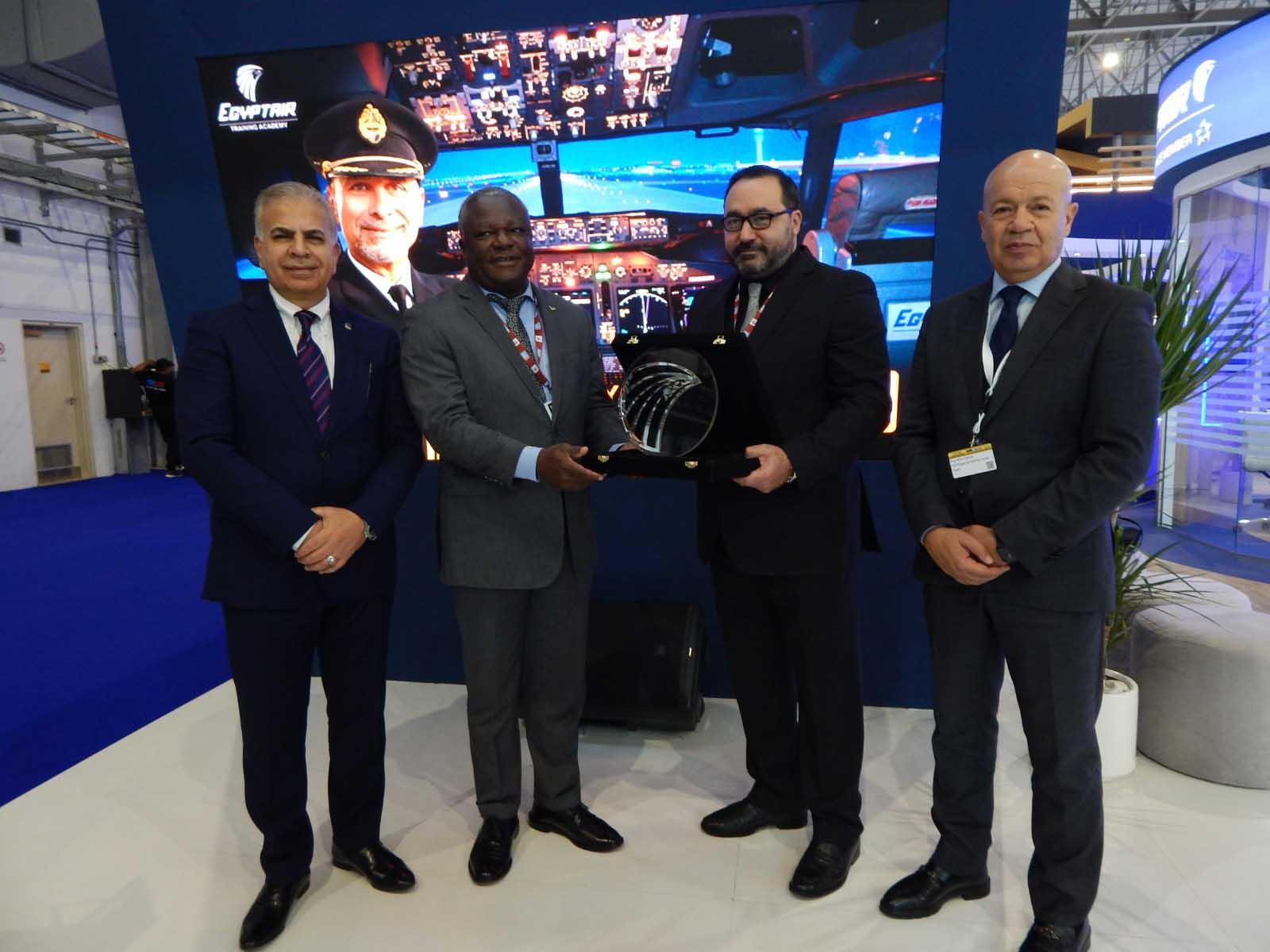 PHOTO-2023-11-15-17-40-57 (1)