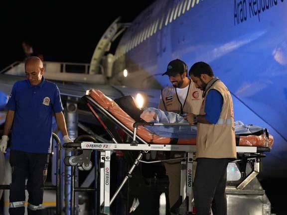 وصول طائرة تحمل 15طفلًا من غزة لتلقي العلاج في الإ