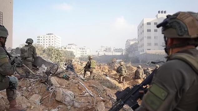 توغل جنود الاحتلال في غزة
