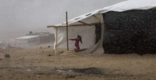 الأمطار الغزيرة تزيد معاناة النازحين في غزة