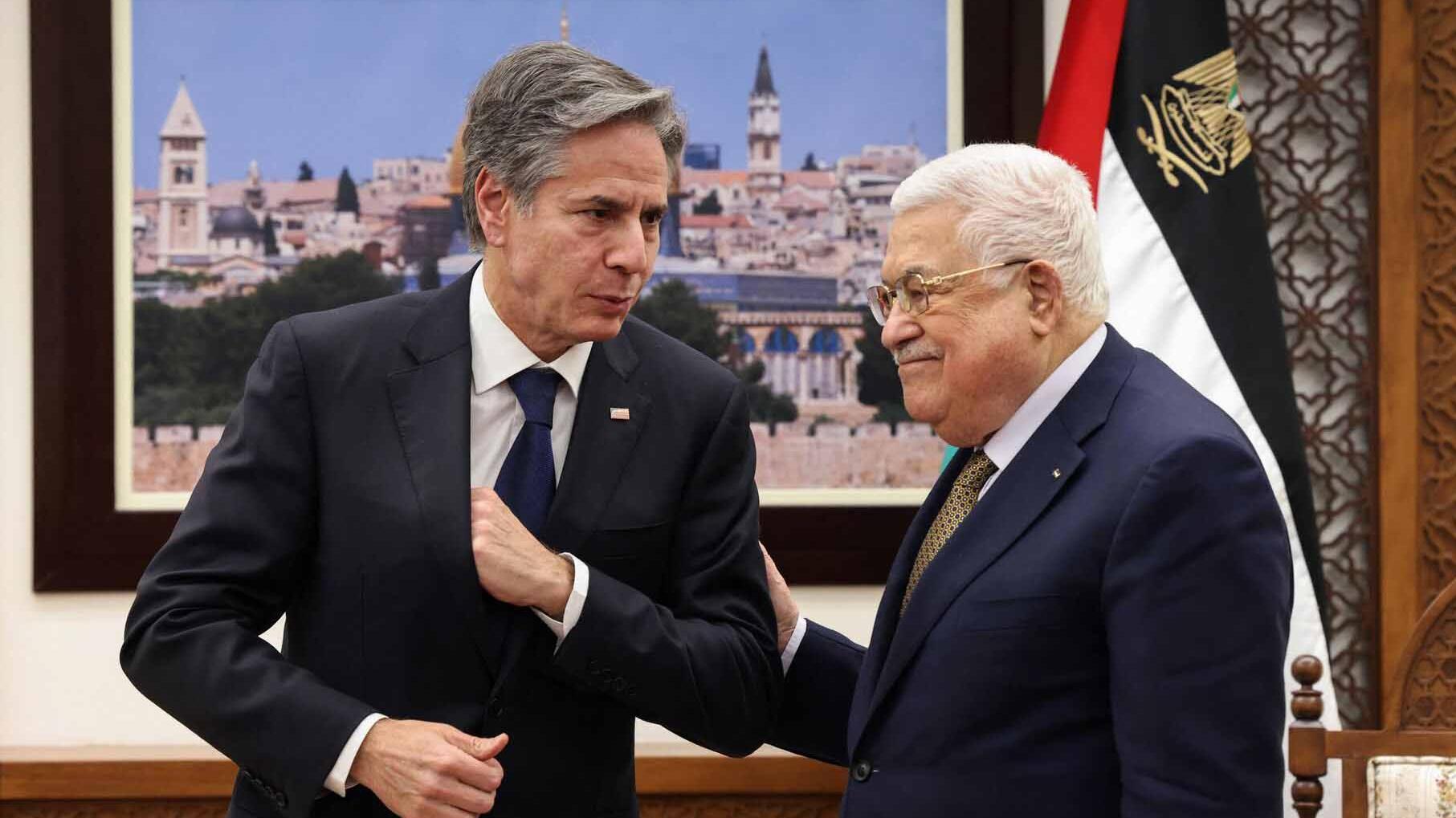 الرئيس الفلسطيني محمود عباس وأنتوني بلينكن