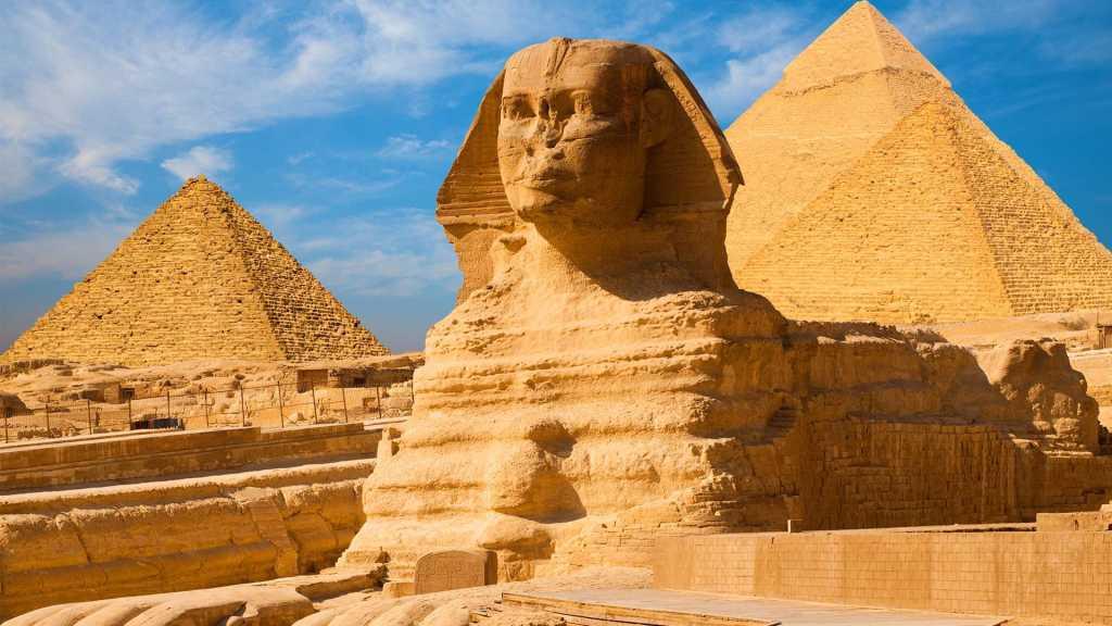 هل شيد المصريون القدماء أبي الهول بحجارة نحتتها ال
